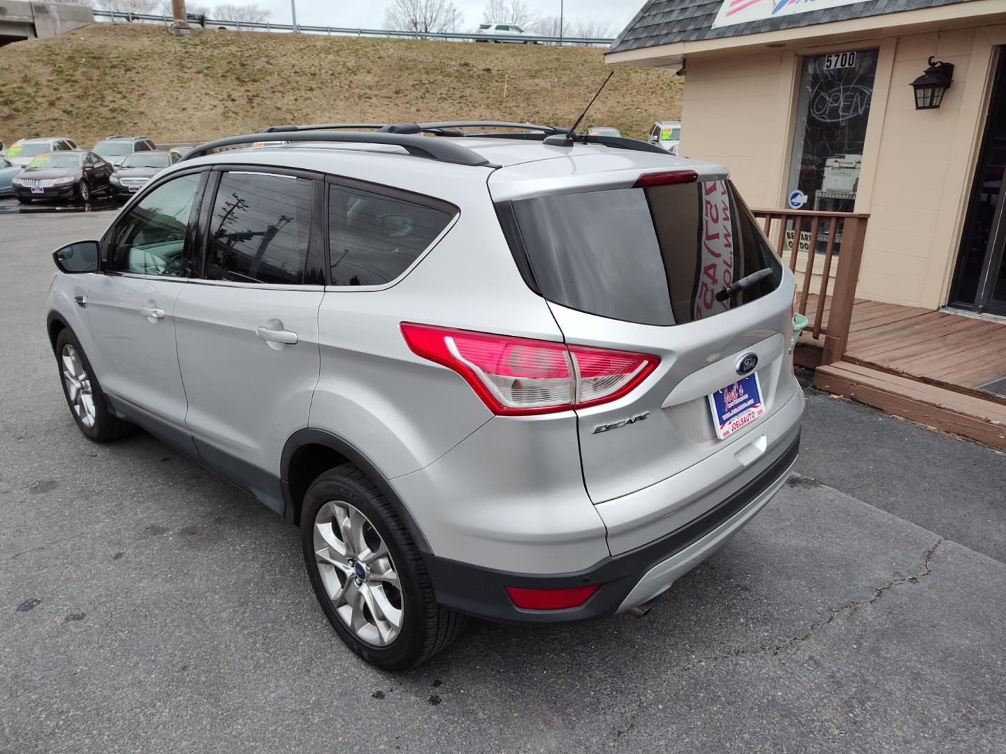 2014 Silver Ford Escape (1FMCU0GX7EU) , Automatic transmission, located at 5700 Curlew Drive, Norfolk, VA, 23502, (757) 455-6330, 36.841885, -76.209412 - Photo#12